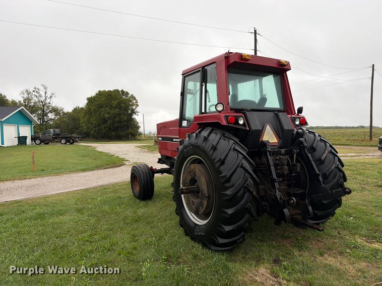 image for item FN2622 1985 Case IH 5288 tractor