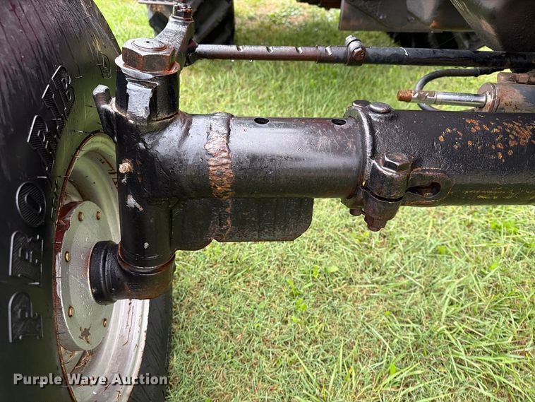 image for item FN2622 1985 Case IH 5288 tractor