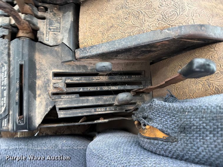 image for item FN2622 1985 Case IH 5288 tractor