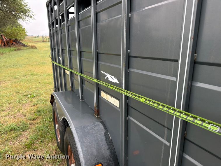 image for item FN2623 2000 Titan livestock trailer