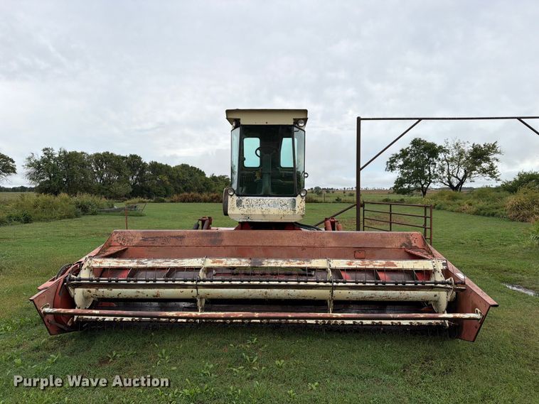 image for item FN2624 Hesston 6600 swather / windrower