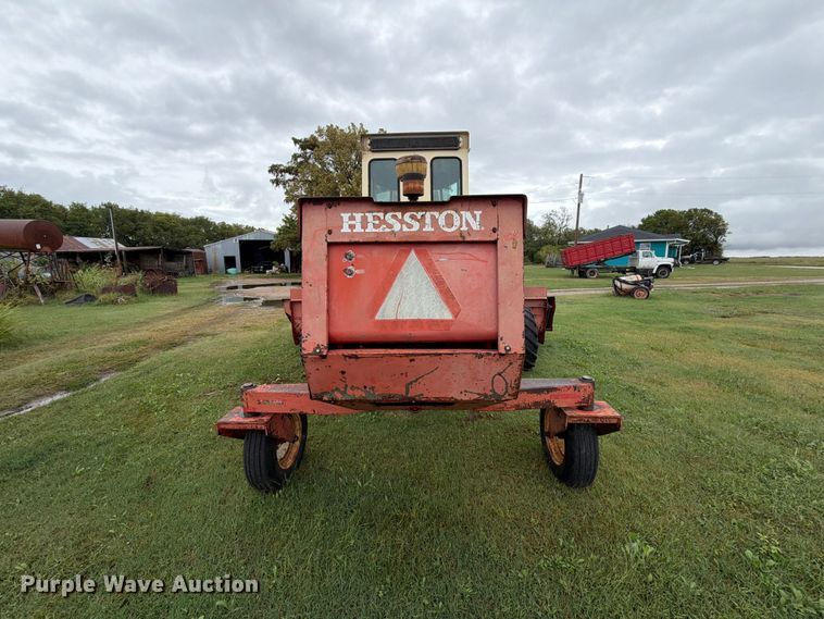 image for item FN2624 Hesston 6600 swather / windrower