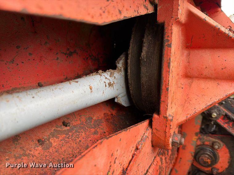 image for item FN2624 Hesston 6600 swather / windrower