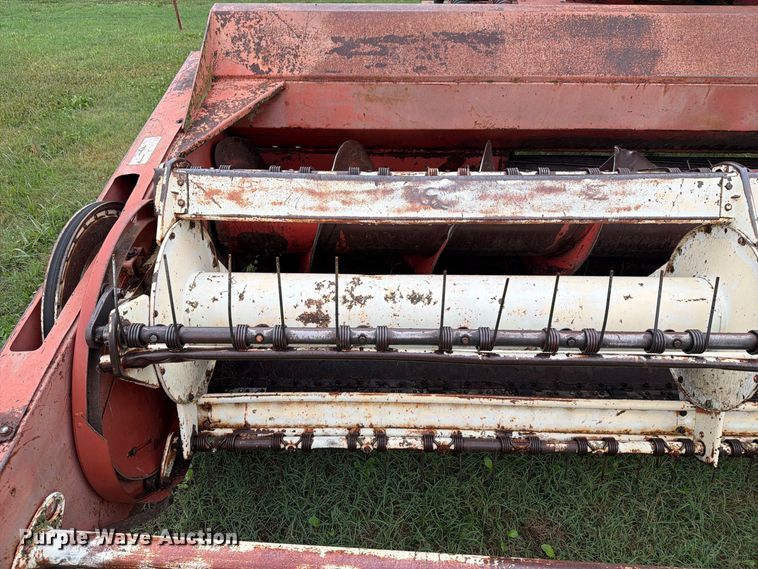image for item FN2624 Hesston 6600 swather / windrower