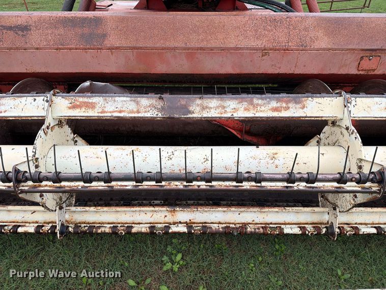 image for item FN2624 Hesston 6600 swather / windrower