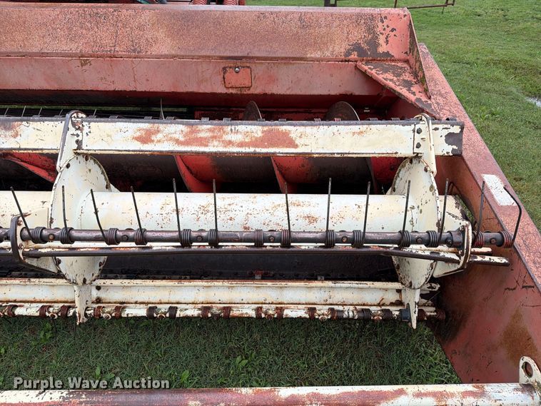 image for item FN2624 Hesston 6600 swather / windrower
