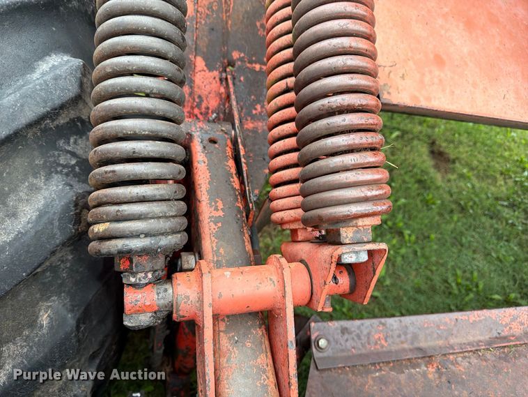 image for item FN2624 Hesston 6600 swather / windrower