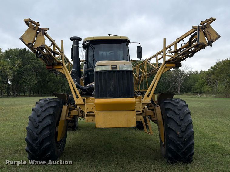 image for item FN2627 AGCO RoGator 1274 sprayer