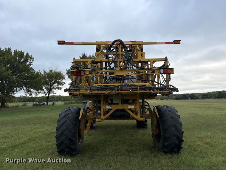 image for item FN2627 AGCO RoGator 1274 sprayer