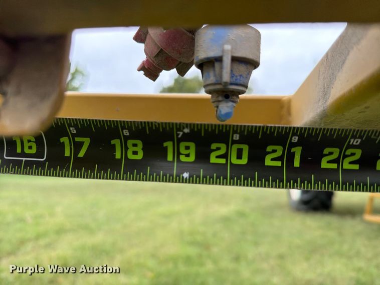 image for item FN2627 AGCO RoGator 1274 sprayer