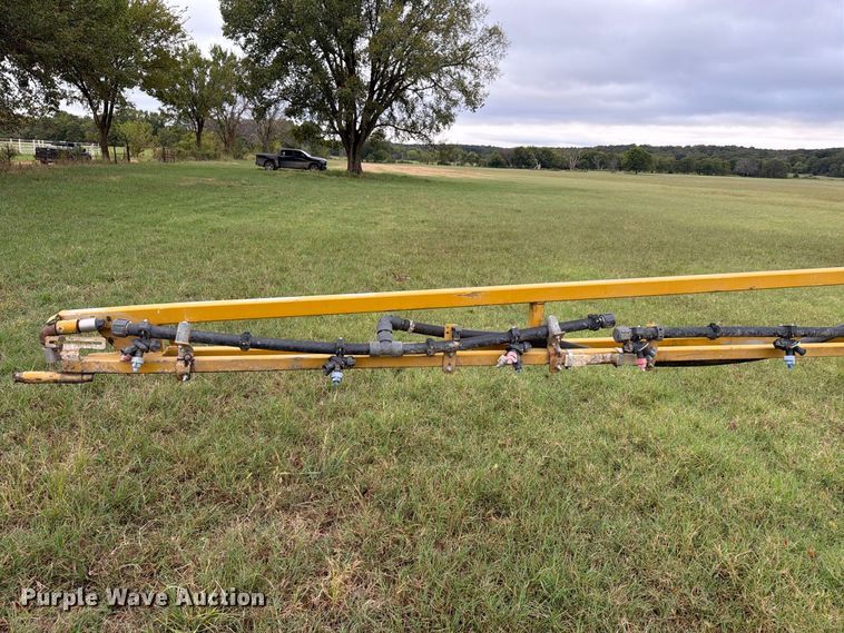 image for item FN2627 AGCO RoGator 1274 sprayer