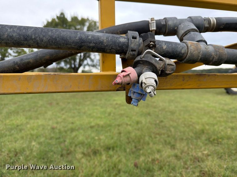 image for item FN2627 AGCO RoGator 1274 sprayer