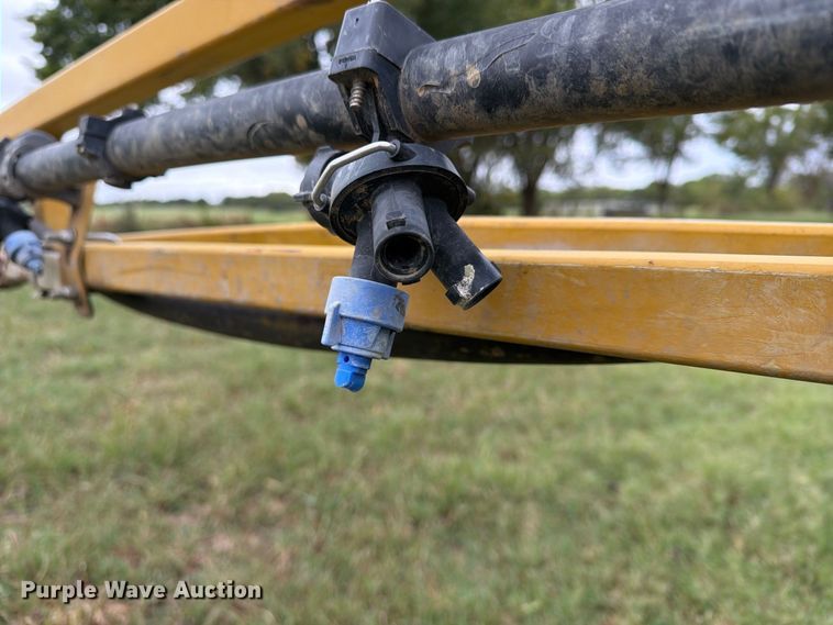 image for item FN2627 AGCO RoGator 1274 sprayer