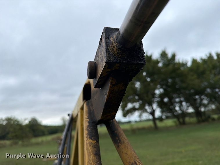 image for item FN2627 AGCO RoGator 1274 sprayer