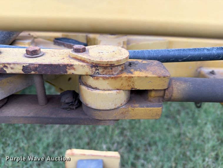 image for item FN2627 AGCO RoGator 1274 sprayer