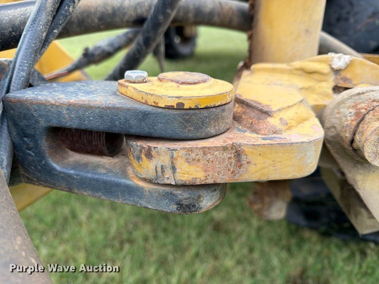 image for item FN2627 AGCO RoGator 1274 sprayer