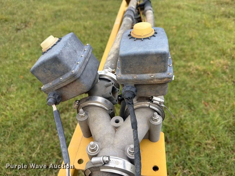 image for item FN2627 AGCO RoGator 1274 sprayer