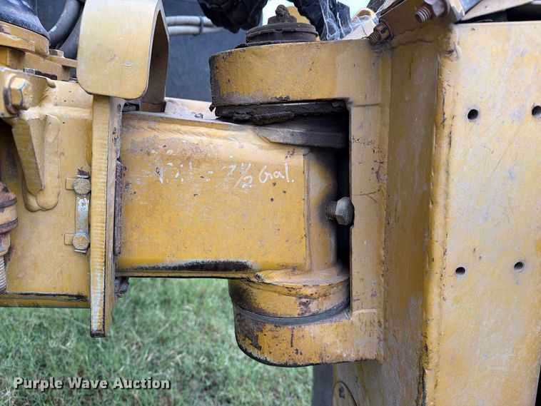 image for item FN2627 AGCO RoGator 1274 sprayer