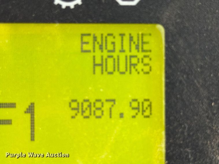 image for item FN2627 AGCO RoGator 1274 sprayer