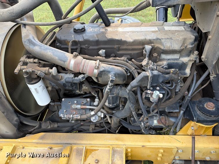 image for item FN2627 AGCO RoGator 1274 sprayer