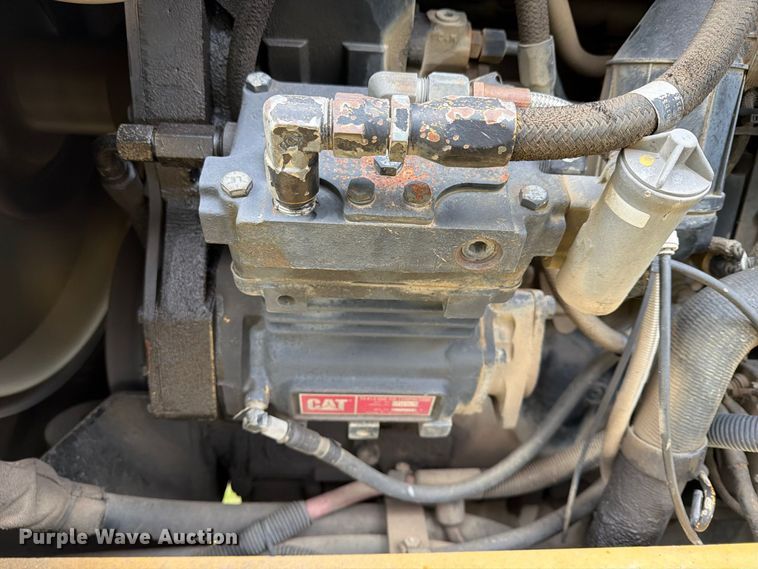 image for item FN2627 AGCO RoGator 1274 sprayer
