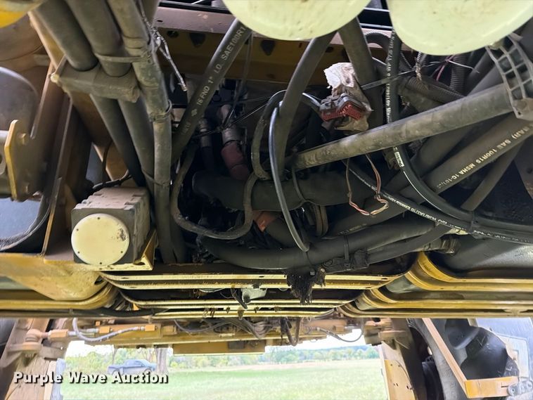 image for item FN2627 AGCO RoGator 1274 sprayer