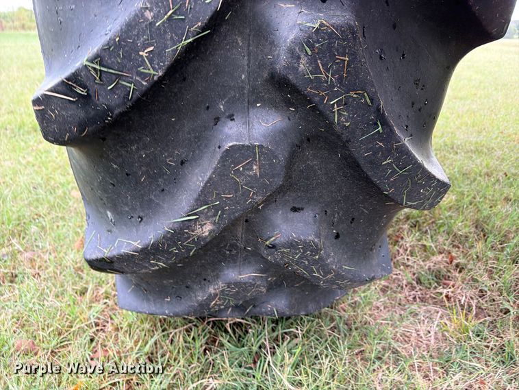 image for item FN2627 AGCO RoGator 1274 sprayer