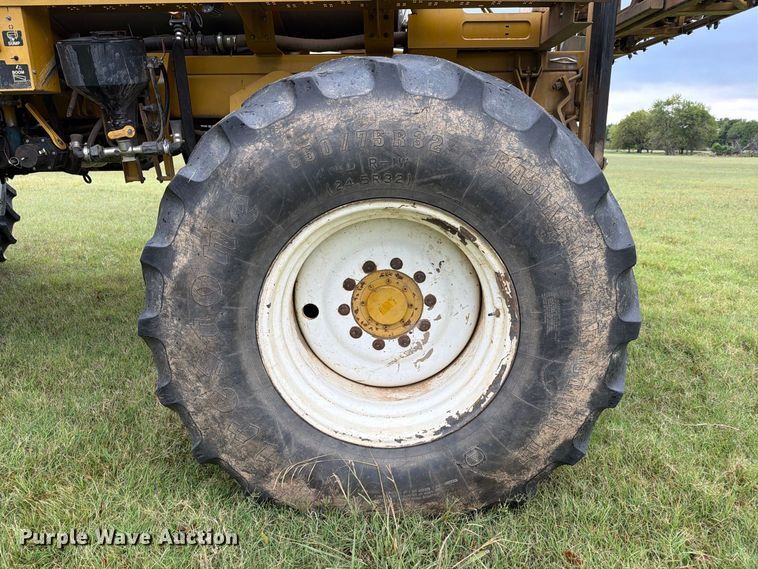 image for item FN2627 AGCO RoGator 1274 sprayer