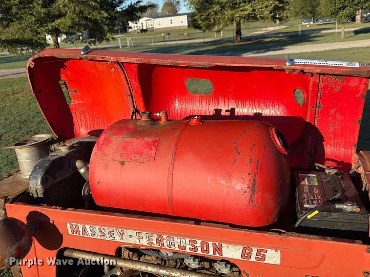 image for item FN2628 1958 Massey Ferguson MF 65 tractor