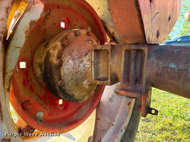 image for item FN2628 1958 Massey Ferguson MF 65 tractor