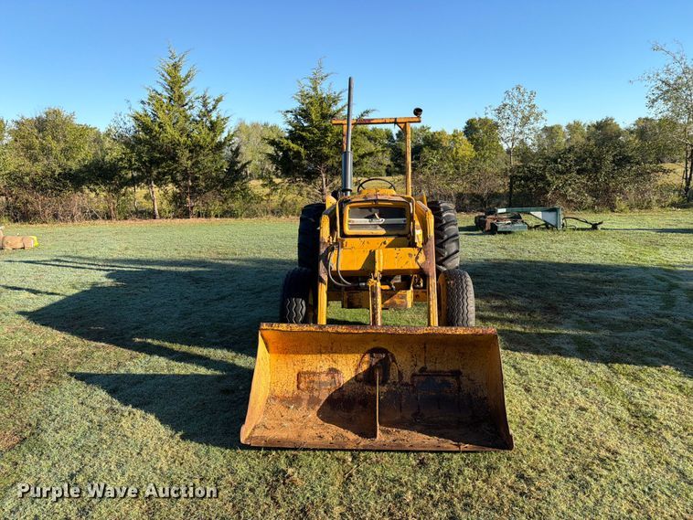 image for item FN2629 1972 Massey Ferguson MF 31 industrial tractor
