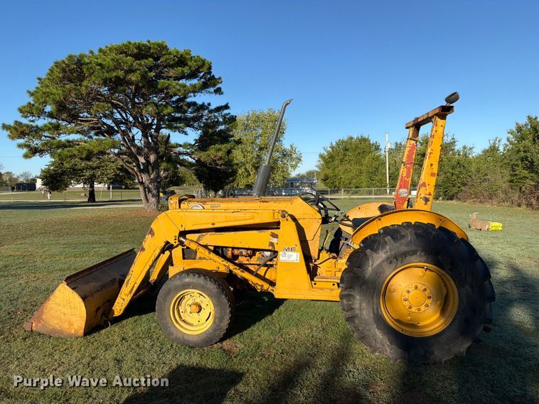 image for item FN2629 1972 Massey Ferguson MF 31 industrial tractor