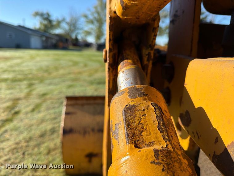 image for item FN2629 1972 Massey Ferguson MF 31 industrial tractor