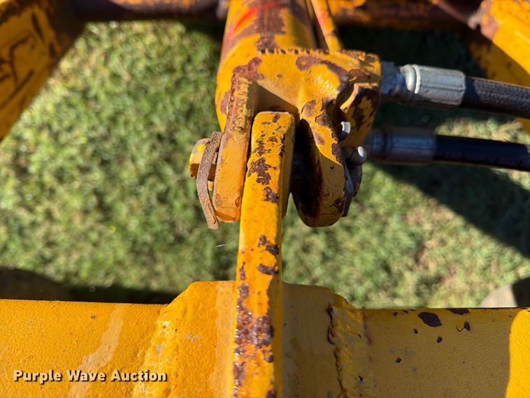 image for item FN2629 1972 Massey Ferguson MF 31 industrial tractor