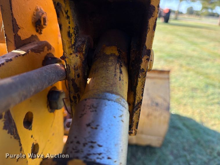 image for item FN2629 1972 Massey Ferguson MF 31 industrial tractor