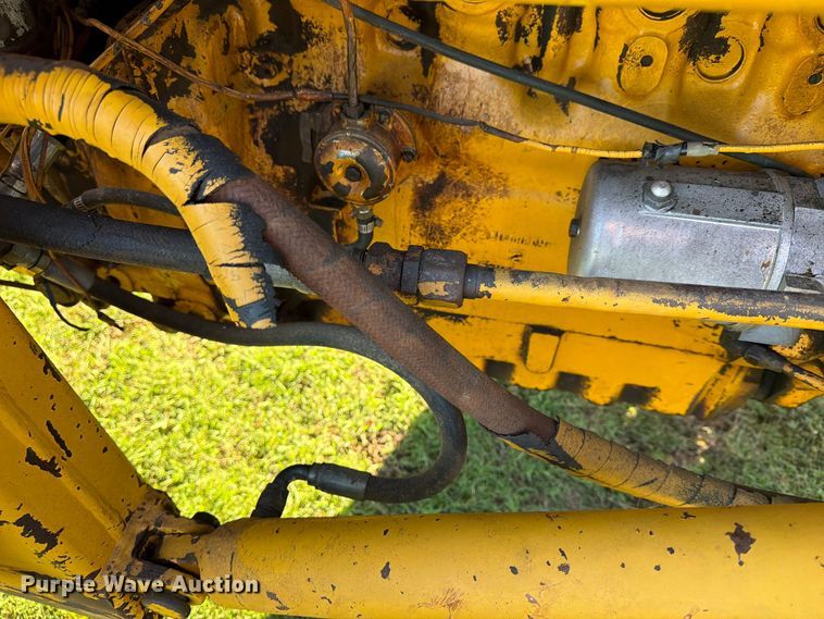 image for item FN2629 1972 Massey Ferguson MF 31 industrial tractor