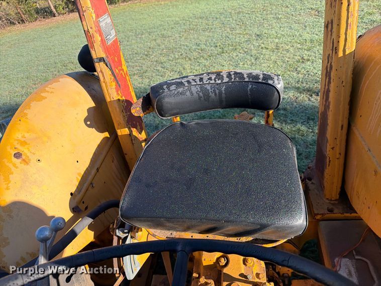 image for item FN2629 1972 Massey Ferguson MF 31 industrial tractor