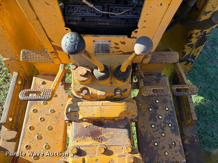 image for item FN2629 1972 Massey Ferguson MF 31 industrial tractor