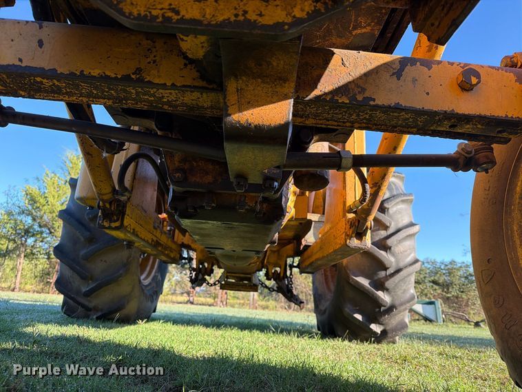 image for item FN2629 1972 Massey Ferguson MF 31 industrial tractor