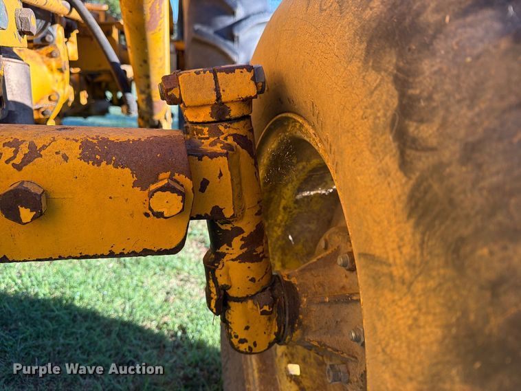 image for item FN2629 1972 Massey Ferguson MF 31 industrial tractor