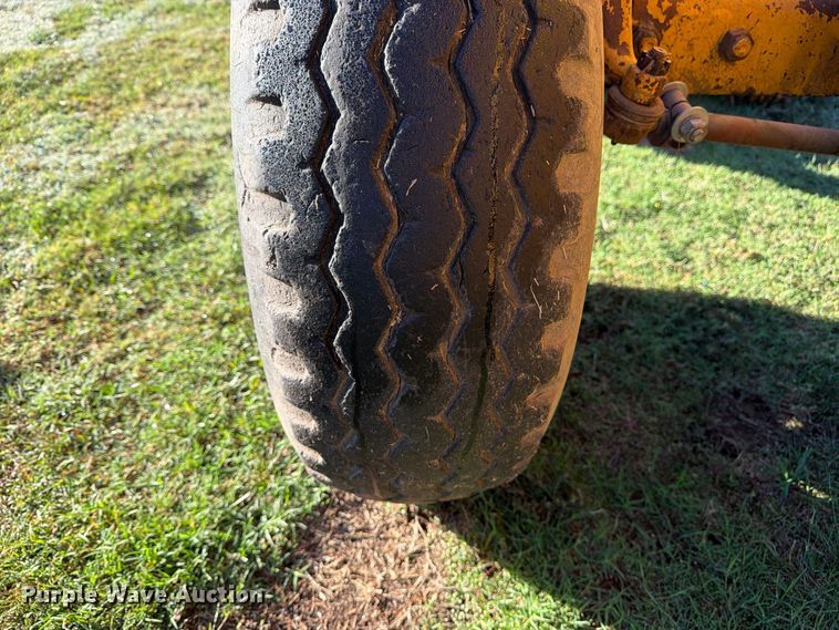 image for item FN2629 1972 Massey Ferguson MF 31 industrial tractor