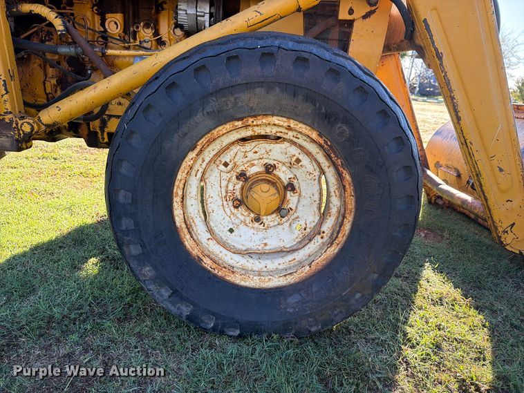 image for item FN2629 1972 Massey Ferguson MF 31 industrial tractor