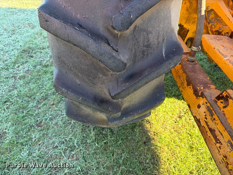 image for item FN2629 1972 Massey Ferguson MF 31 industrial tractor