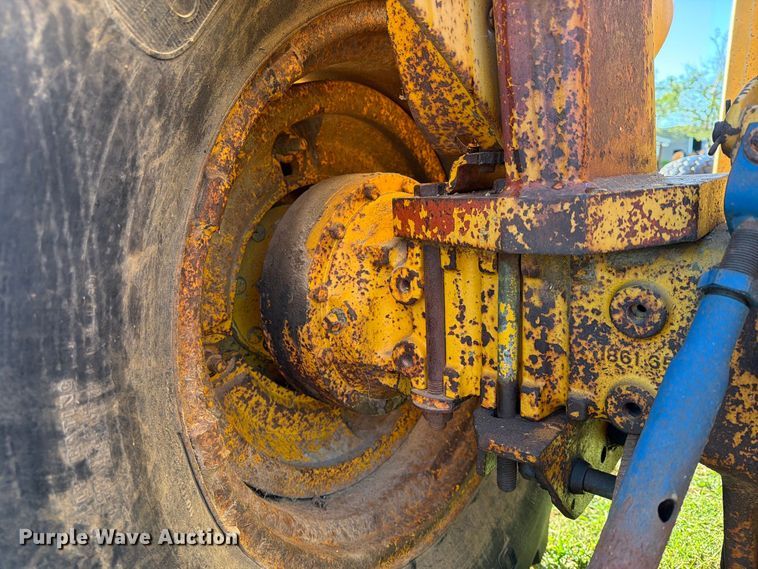 image for item FN2629 1972 Massey Ferguson MF 31 industrial tractor