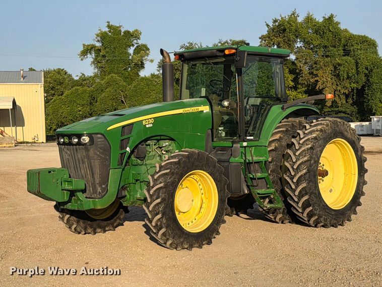 image for item FT6329 2007 John Deere 8230 MFWD tractor