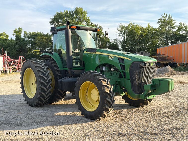 image for item FT6329 2007 John Deere 8230 MFWD tractor
