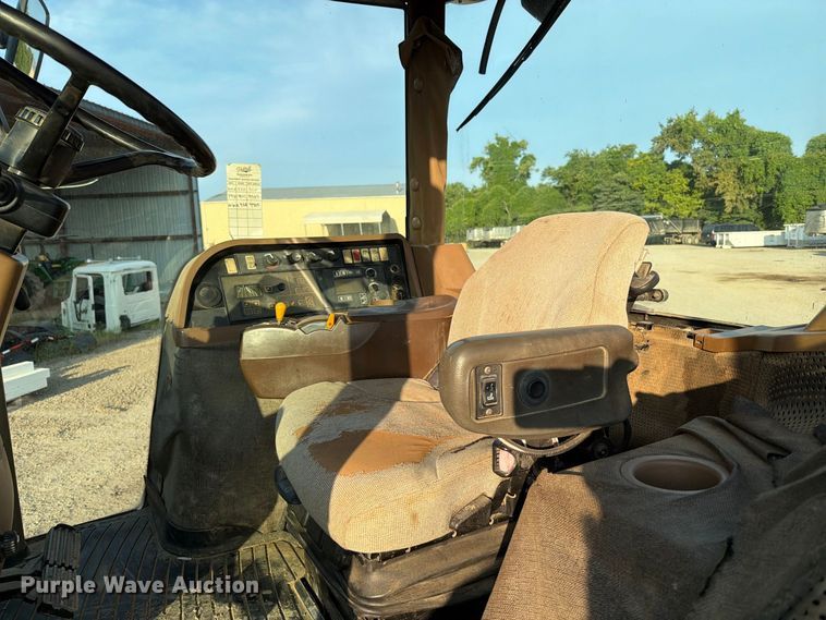 image for item FT6329 2007 John Deere 8230 MFWD tractor