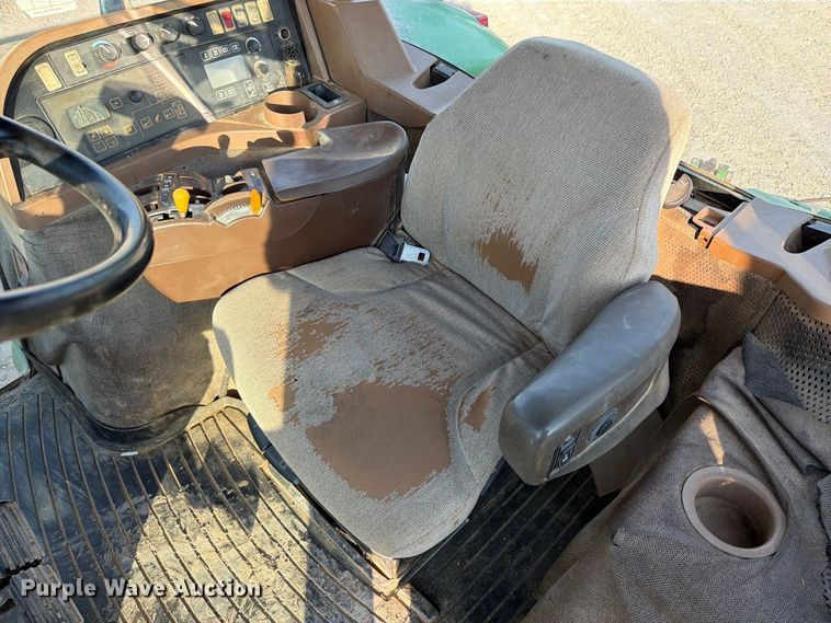 image for item FT6329 2007 John Deere 8230 MFWD tractor