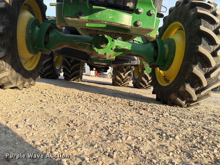 image for item FT6329 2007 John Deere 8230 MFWD tractor