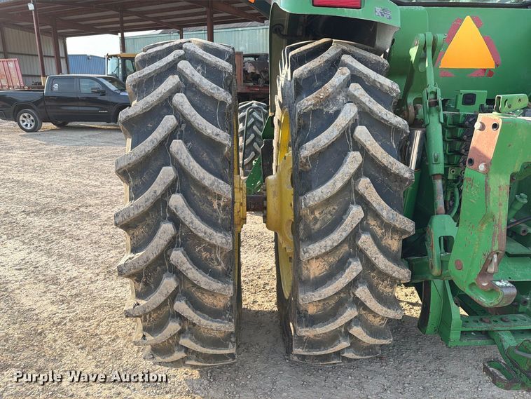 image for item FT6329 2007 John Deere 8230 MFWD tractor